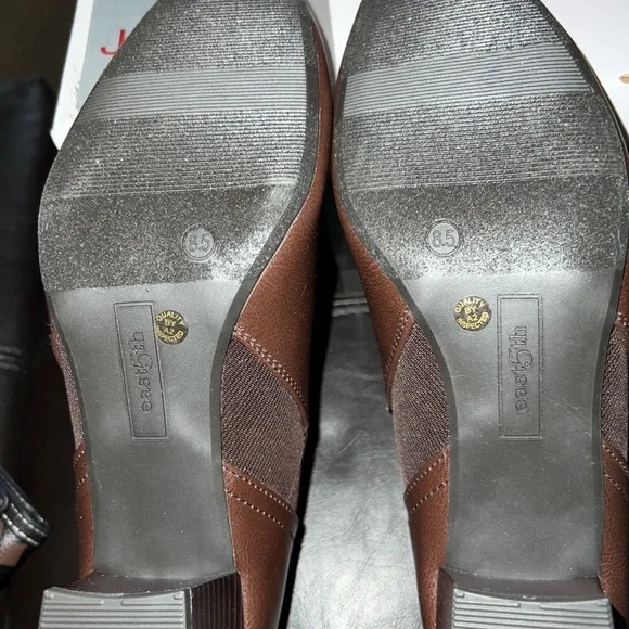 Casual Charm. Brand new, in box, East5th Chocolate ankle boot, 8.5M. Memory Foam - Picture 10 of 11